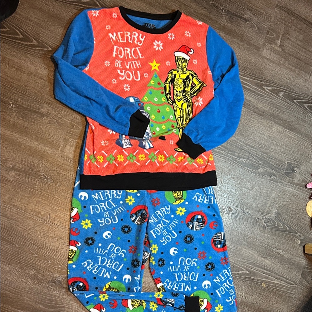Star Wars Christmas pajama set fleece women’s